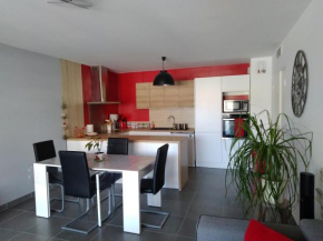 Beau T3 + clim + parking Saint Cyr sur mer